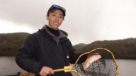 フィッシングレイクたかみや 釣果