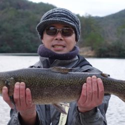 フィッシングレイクたかみや 釣果