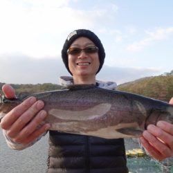 フィッシングレイクたかみや 釣果