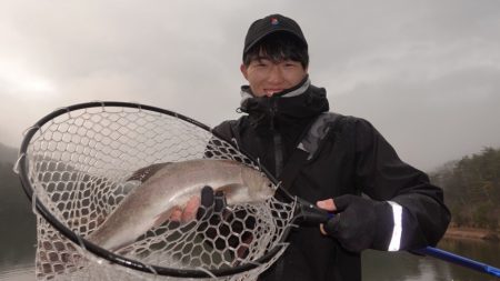 フィッシングレイクたかみや 釣果