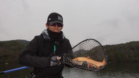 フィッシングレイクたかみや 釣果