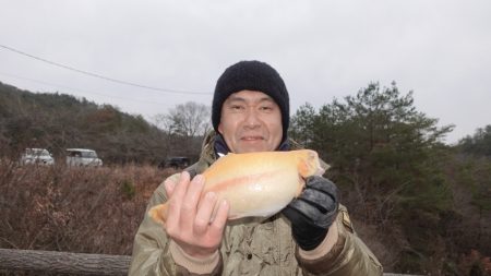 フィッシングレイクたかみや 釣果