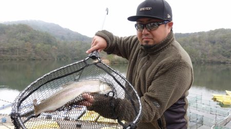 フィッシングレイクたかみや 釣果