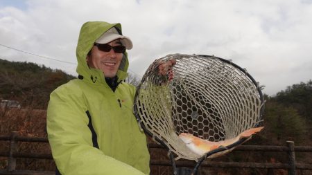 フィッシングレイクたかみや 釣果