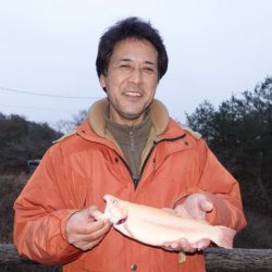 フィッシングレイクたかみや 釣果