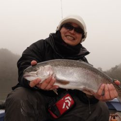 フィッシングレイクたかみや 釣果