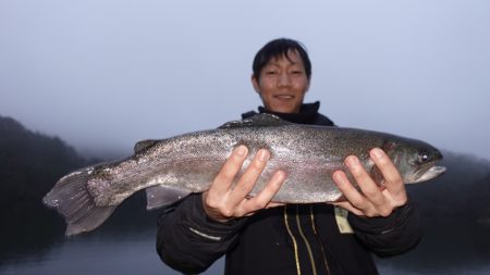 フィッシングレイクたかみや 釣果