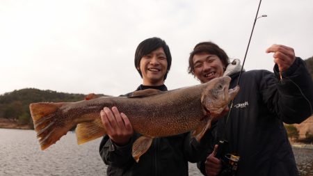 フィッシングレイクたかみや 釣果