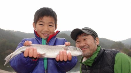 フィッシングレイクたかみや 釣果