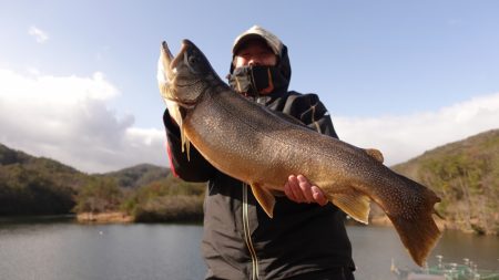 フィッシングレイクたかみや 釣果