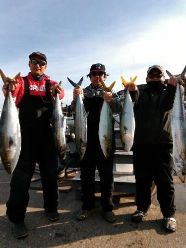 ファイヤードルフィン 釣果