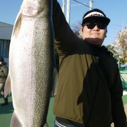 としまえんフィッシングエリア 釣果