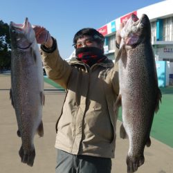 としまえんフィッシングエリア 釣果