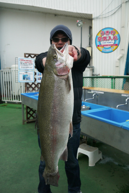 としまえんフィッシングエリア 釣果
