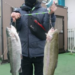 としまえんフィッシングエリア 釣果