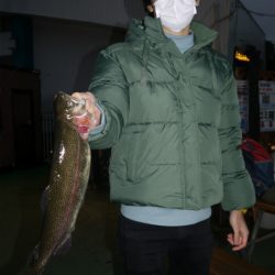 としまえんフィッシングエリア 釣果