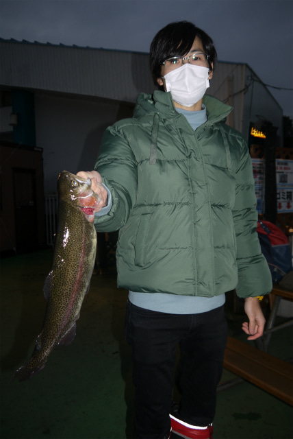 としまえんフィッシングエリア 釣果