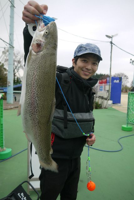としまえんフィッシングエリア 釣果