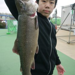 としまえんフィッシングエリア 釣果