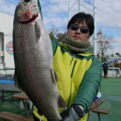 としまえんフィッシングエリア 釣果