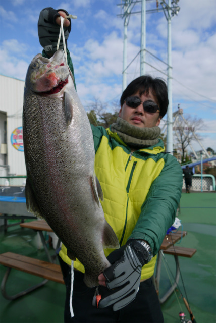 としまえんフィッシングエリア 釣果
