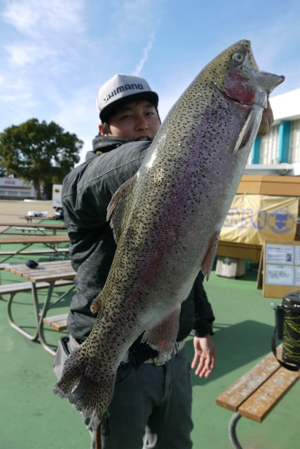 としまえんフィッシングエリア 釣果