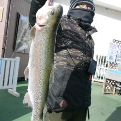 としまえんフィッシングエリア 釣果