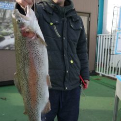 としまえんフィッシングエリア 釣果