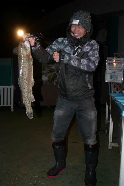 としまえんフィッシングエリア 釣果