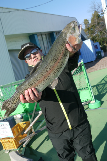としまえんフィッシングエリア 釣果