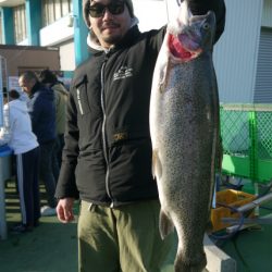 としまえんフィッシングエリア 釣果