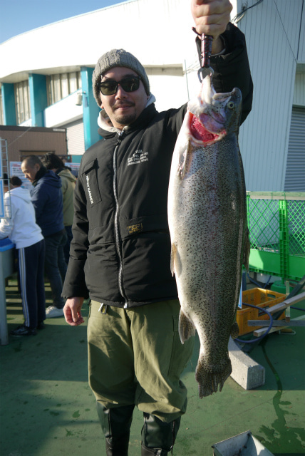 としまえんフィッシングエリア 釣果