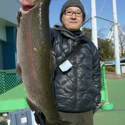 としまえんフィッシングエリア 釣果