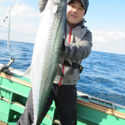 真祐丸 (しんゆうまる) 釣果