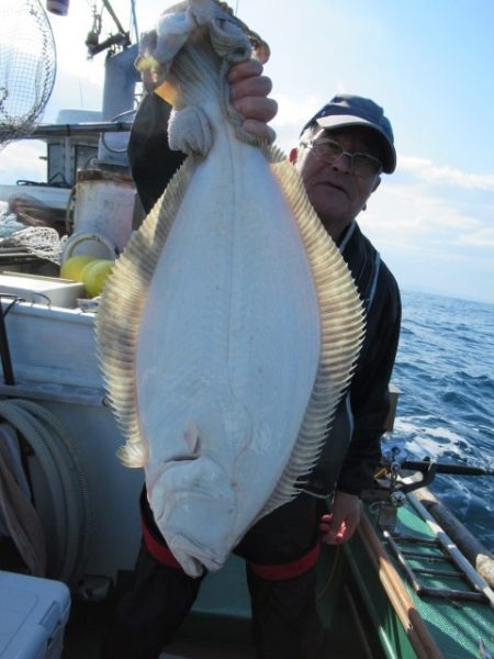 真祐丸 （しんゆうまる） 釣果