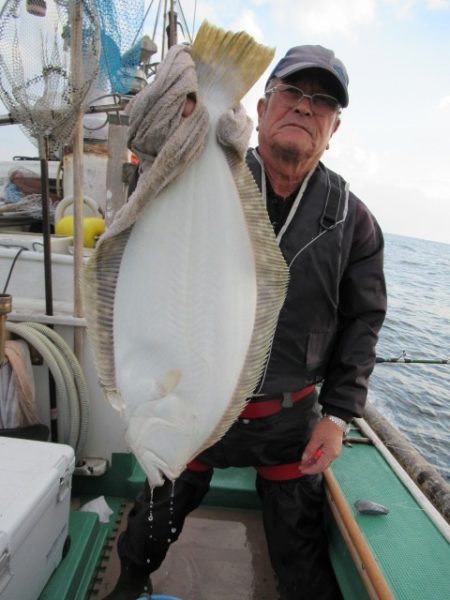 真祐丸 (しんゆうまる) 釣果