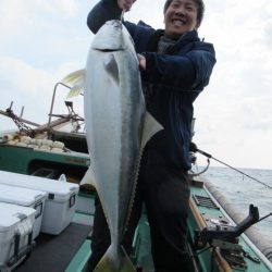 真祐丸 (しんゆうまる) 釣果