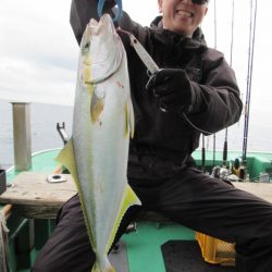 真祐丸 (しんゆうまる) 釣果