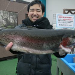 としまえんフィッシングエリア 釣果