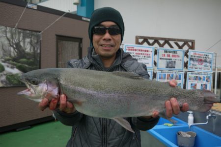 としまえんフィッシングエリア 釣果