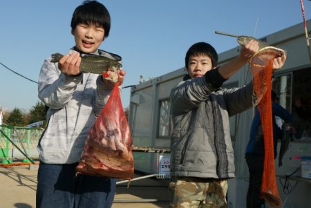 としまえんフィッシングエリア 釣果