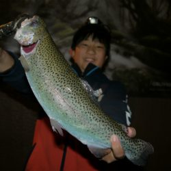 としまえんフィッシングエリア 釣果