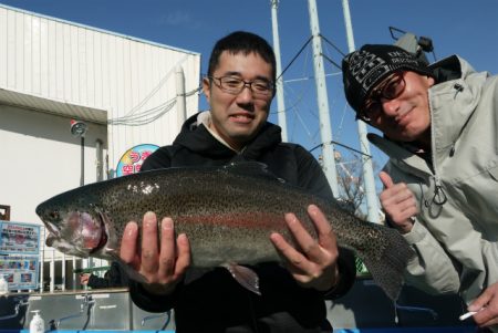 としまえんフィッシングエリア 釣果