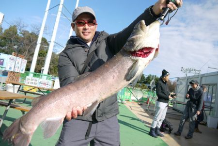 としまえんフィッシングエリア 釣果