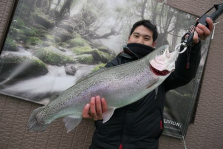 としまえんフィッシングエリア 釣果