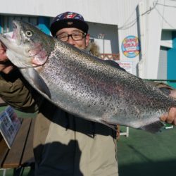 としまえんフィッシングエリア 釣果