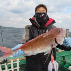 真祐丸 (しんゆうまる) 釣果