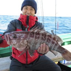 真祐丸 (しんゆうまる) 釣果