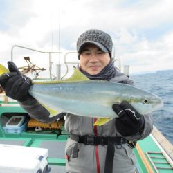 真祐丸 (しんゆうまる) 釣果