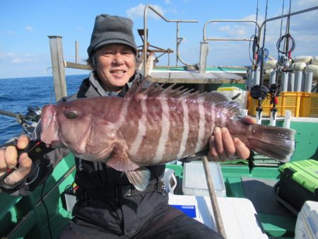 真祐丸 (しんゆうまる) 釣果